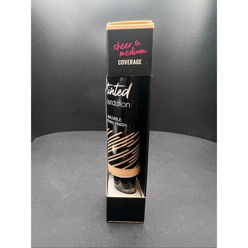 LA Girl Tinted Foundation Buildable Natural Finish GLM754 Nude